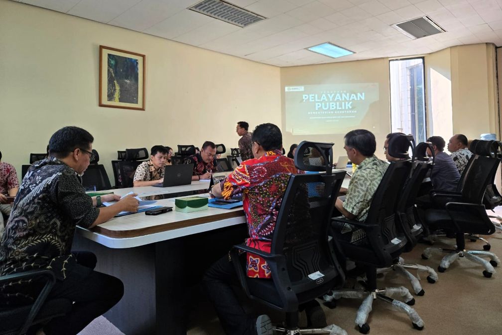 Perkuat Kualitas Layanan, Kementerian Kehutanan Gelar Sosialisasi Penataan Pelayanan Publik