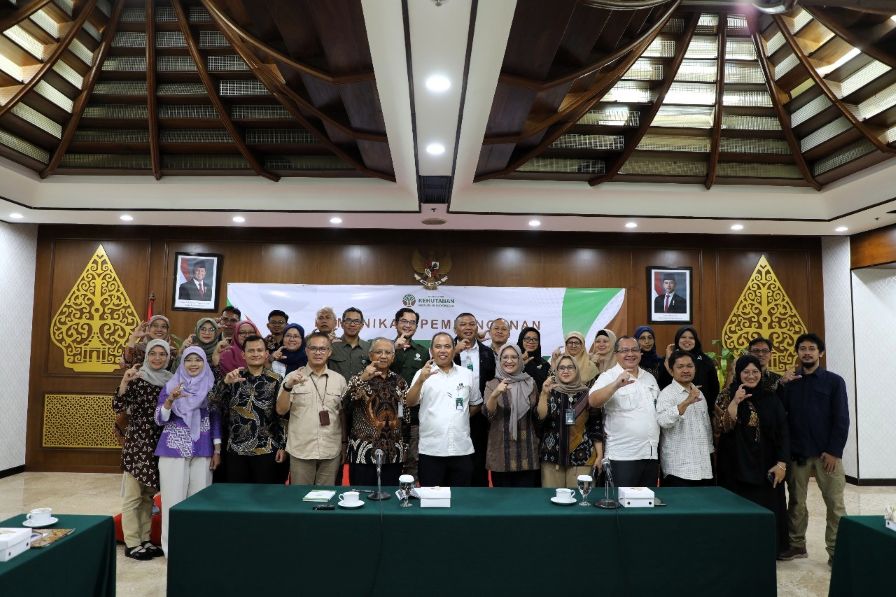 Coll-Tapak: Langkah Nyata Kolaboirasi Multipihak Bencana Hidrometeorologi Kehutanan Coll-Tapak: Langkah Nyata Kolaboirasi Multipihak Bencana Hidrometeorologi Kehutanan