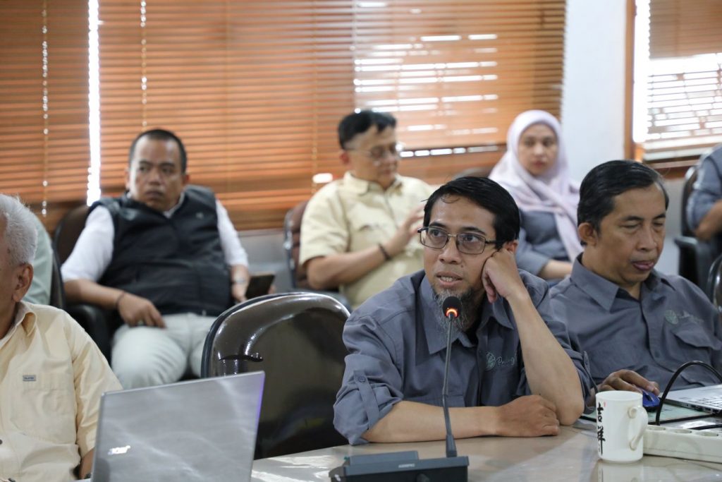 Pusbang Mitigasi Kembangkan Sistem Informasi Bencana Hidrometeorologi Kehutanan Berbasis GIS Pusbang Mitigasi Kembangkan Sistem Informasi Bencana Hidrometeorologi Kehutanan Berbasis GIS